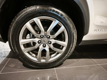 Photo 10 du bon plan LEXUS NX 300h 4WD Luxe occasion à 23990 €