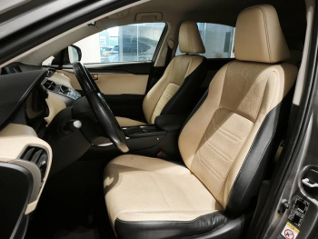 Photo 12 du bon plan LEXUS NX 300h 4WD Luxe occasion à 23990 €