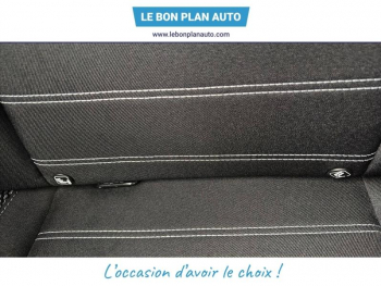Photo 23 du bon plan DACIA Duster 1.3 TCe 150ch FAP Prestige 4x2 occasion à 14990 €