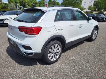 Photo 2 du bon plan VOLKSWAGEN T-Roc 1.5 TSI EVO 150ch Lounge DSG7 occasion à 20490 €