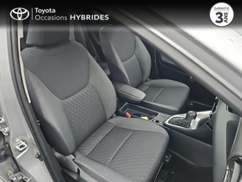 Photo 19 du bon plan TOYOTA Yaris 116h Dynamic Business 5p + Programme Beyond Zero Academy MY22 occasion à 19990 €