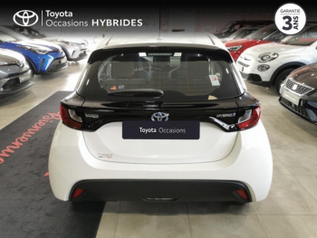 Photo 18 du bon plan TOYOTA Yaris 116h France Business 5p + Stage Hybrid Academy occasion à 14990 €