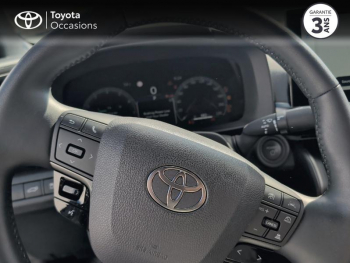 Photo 13 du bon plan TOYOTA C-HR 2.0 Hybride 200ch Design NG23 occasion à 28990 €