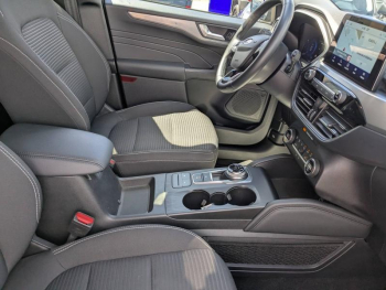 Photo 15 du bon plan FORD Kuga 2.5 Duratec 190ch FHEV E85 Titanium BVA occasion à 22990 €