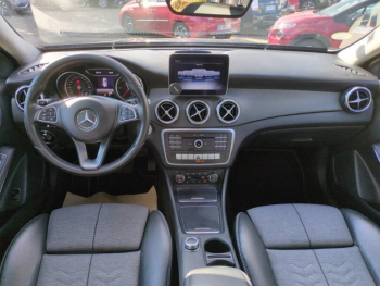 Photo 19 du bon plan MERCEDES-BENZ Classe GLA 180 d Inspiration 7G-DCT occasion à 13900 €