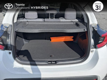 Photo 10 du bon plan TOYOTA Yaris 116h Design 5p MC24 occasion à 20990 €