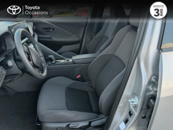 Photo 11 du bon plan TOYOTA C-HR 1.8 Hybride 140ch Design MY25 occasion à 27490 €