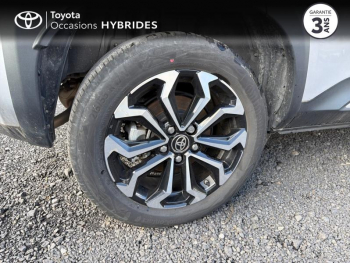Photo 16 du bon plan TOYOTA Yaris Cross 130h Design AWD-i MC24 occasion à 27490 €