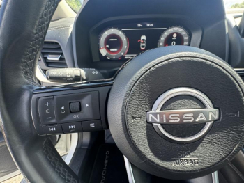 Photo 17 du bon plan NISSAN Qashqai e-POWER 190ch N-Connecta 2022 occasion à 24985 €