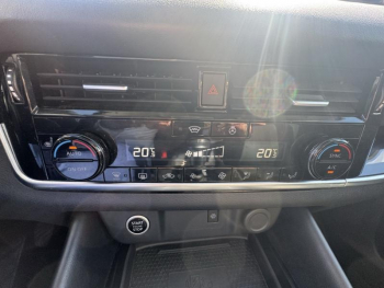 Photo 23 du bon plan NISSAN Qashqai e-POWER 190ch N-Connecta 2022 occasion à 24985 €