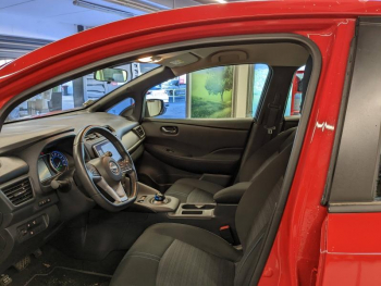 Photo 13 du bon plan NISSAN Leaf 150ch 40kWh Acenta 22 occasion à 13990 €