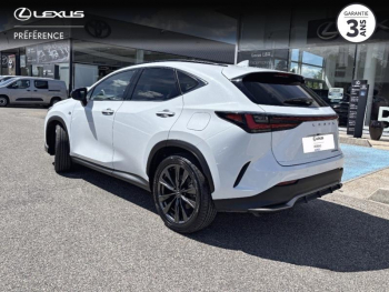 Photo 2 du bon plan LEXUS NX 450h+ F SPORT Executive 4WD occasion à 43990 €