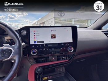 Photo 7 du bon plan LEXUS NX 450h+ F SPORT Executive 4WD occasion à 43990 €