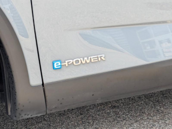 Photo 11 du bon plan NISSAN Qashqai e-POWER 190ch Business Edition occasion à 22990 €