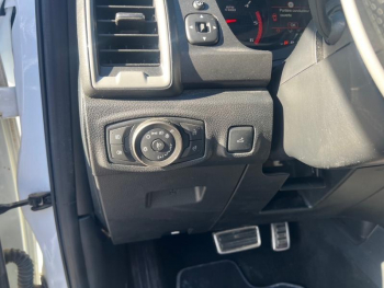 Photo 10 du bon plan FORD Ranger VUL 2.0 TDCi 213ch Double Cabine Raptor BVA10 occasion à 44800 €