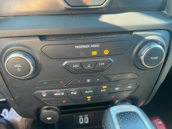 Photo 17 du bon plan FORD Ranger VUL 2.0 TDCi 213ch Double Cabine Raptor BVA10 occasion à 44800 €