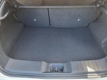 Photo 8 du bon plan NISSAN Juke 1.6 Hybrid 143ch N-Design 2023 occasion à 22790 €
