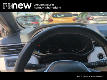 Photo 13 du bon plan RENAULT Clio 1.6 E-Tech hybride 140ch Intens -21N occasion à 14999 €
