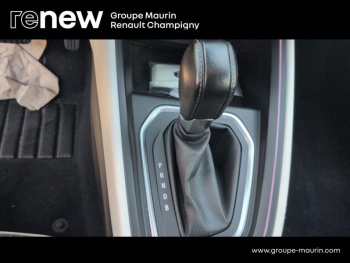 Photo 17 du bon plan RENAULT Clio 1.6 E-Tech hybride 140ch Intens -21N occasion à 14999 €