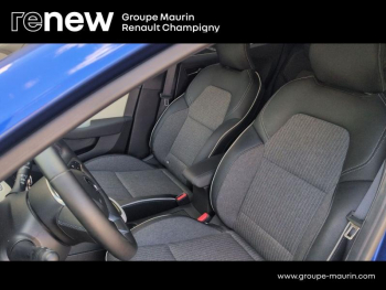 Photo 11 du bon plan RENAULT Clio 1.6 E-Tech hybride 145ch Techno occasion à 18990 €