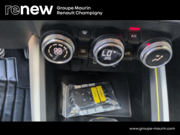 Photo 18 du bon plan RENAULT Clio 1.6 E-Tech hybride 145ch Techno occasion à 18990 €