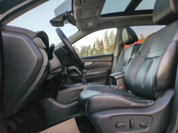 Photo 17 du bon plan NISSAN X-Trail 1.6 dCi 130ch Tekna Euro6 7 places occasion à 11890 €