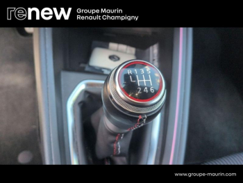 Photo 18 du bon plan RENAULT Clio 1.3 TCe 140ch RS Line occasion à 17999 €