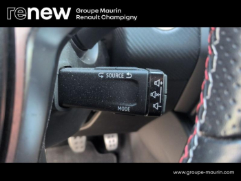 Photo 28 du bon plan RENAULT Clio 1.3 TCe 140ch RS Line occasion à 17999 €