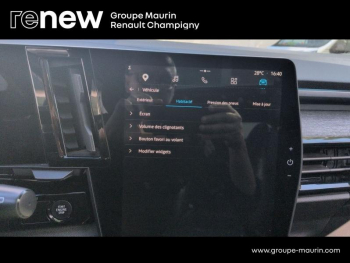 Photo 31 du bon plan RENAULT Austral 1.2 E-Tech full hybrid 200ch Techno occasion à 27499 €