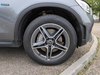Photo 12 du bon plan MERCEDES-BENZ GLC 300 de 194+122ch AMG Line 4Matic 9G-Tronic occasion à 29990 €