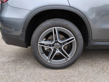 Photo 13 du bon plan MERCEDES-BENZ GLC 300 de 194+122ch AMG Line 4Matic 9G-Tronic occasion à 29990 €