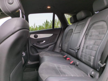 Photo 21 du bon plan MERCEDES-BENZ GLC 300 de 194+122ch AMG Line 4Matic 9G-Tronic occasion à 29990 €