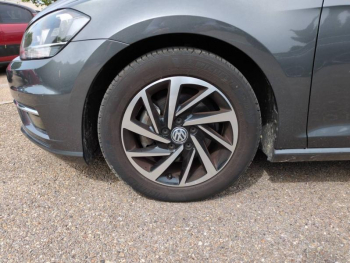 Photo 9 du bon plan VOLKSWAGEN Golf 1.5 TSI EVO 130ch Connect Euro6d-T 5p occasion à 14390 €