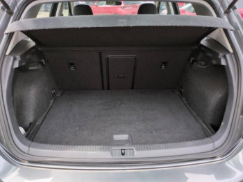 Photo 13 du bon plan VOLKSWAGEN Golf 1.5 TSI EVO 130ch Connect Euro6d-T 5p occasion à 14390 €