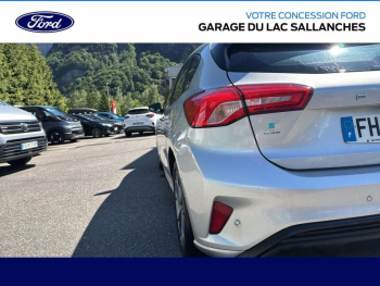 Photo 49 du bon plan FORD Focus 1.0 EcoBoost 125ch ST-Line Business BVA occasion à 15990 €