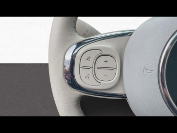 Photo 17 du bon plan FIAT 500 1.2 8v 69ch Lounge occasion à 8890 €