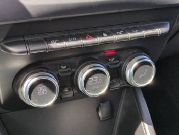 Photo 23 du bon plan DACIA Duster 1.6 ECO-G 115ch Prestige 4x2 occasion à 11990 €
