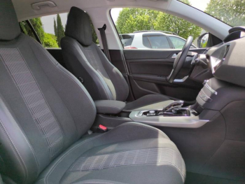 Photo 14 du bon plan PEUGEOT 308 1.2 PureTech 130ch S&S Allure Pack EAT8 occasion à 10990 €