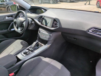 Photo 15 du bon plan PEUGEOT 308 1.2 PureTech 130ch S&S Allure Pack EAT8 occasion à 10990 €