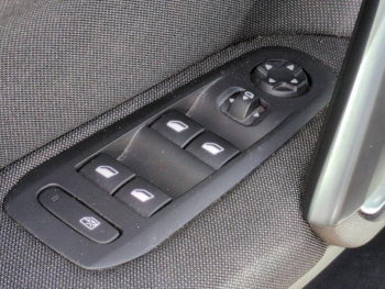Photo 18 du bon plan PEUGEOT 308 1.2 PureTech 130ch S&S Allure Pack EAT8 occasion à 10990 €