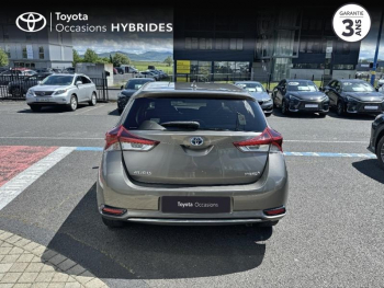 Photo 4 du bon plan TOYOTA Auris HSD 136h Design occasion à 13990 €