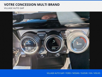 Photo 19 du bon plan SUZUKI Swift 1.2 Dualjet Hybrid 83ch Pack AllGrip occasion à 13980 €