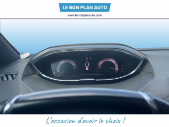 Photo 12 du bon plan PEUGEOT 3008 1.2 PureTech 130ch S&S GT EAT8 occasion à 18690 €