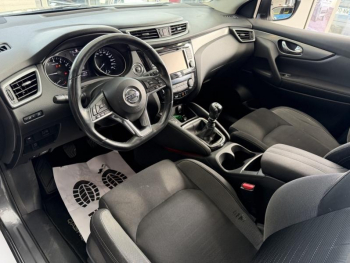 Photo 2 du bon plan NISSAN Qashqai 1.6 DIG-T 163ch N-Connecta occasion à 17490 €