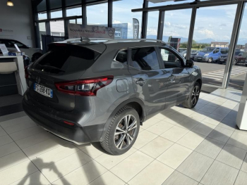 Photo 5 du bon plan NISSAN Qashqai 1.6 DIG-T 163ch N-Connecta occasion à 17490 €