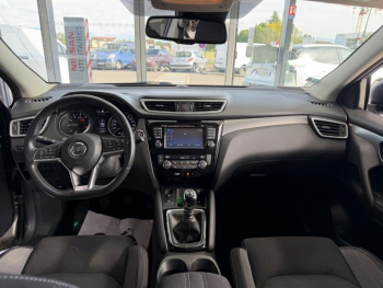 Photo 11 du bon plan NISSAN Qashqai 1.6 DIG-T 163ch N-Connecta occasion à 17490 €