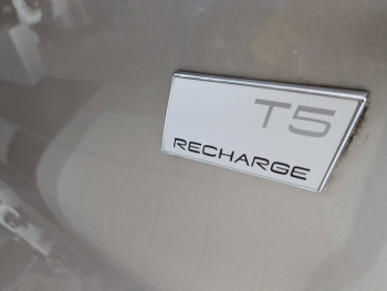 Photo 5 du bon plan VOLVO XC40 T5 Recharge 180 + 82ch Ultimate DCT 7 occasion à 36490 €
