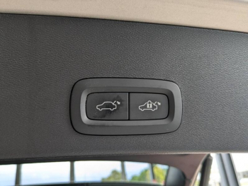 Photo 24 du bon plan VOLVO XC40 T5 Recharge 180 + 82ch Ultimate DCT 7 occasion à 36490 €
