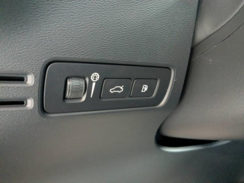 Photo 26 du bon plan VOLVO XC40 T5 Recharge 180 + 82ch Ultimate DCT 7 occasion à 36490 €