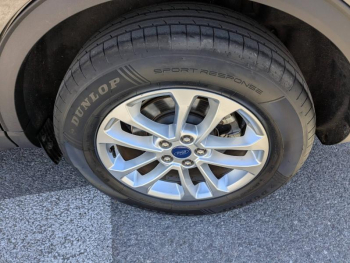 Photo 24 du bon plan FORD Kuga 2.5 Duratec 190ch FHEV E85 Titanium BVA occasion à 23490 €